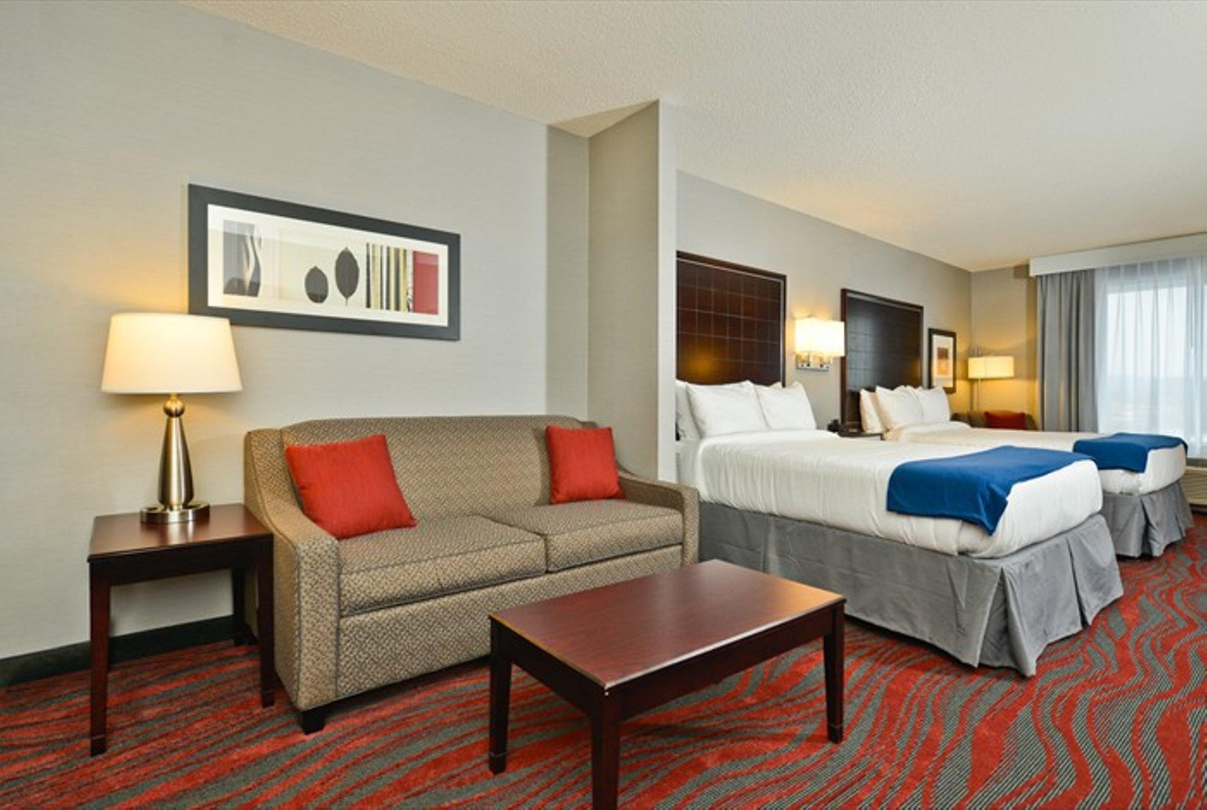 Holiday Inn Express & Suites Utica By Ihg Zewnętrze zdjęcie
