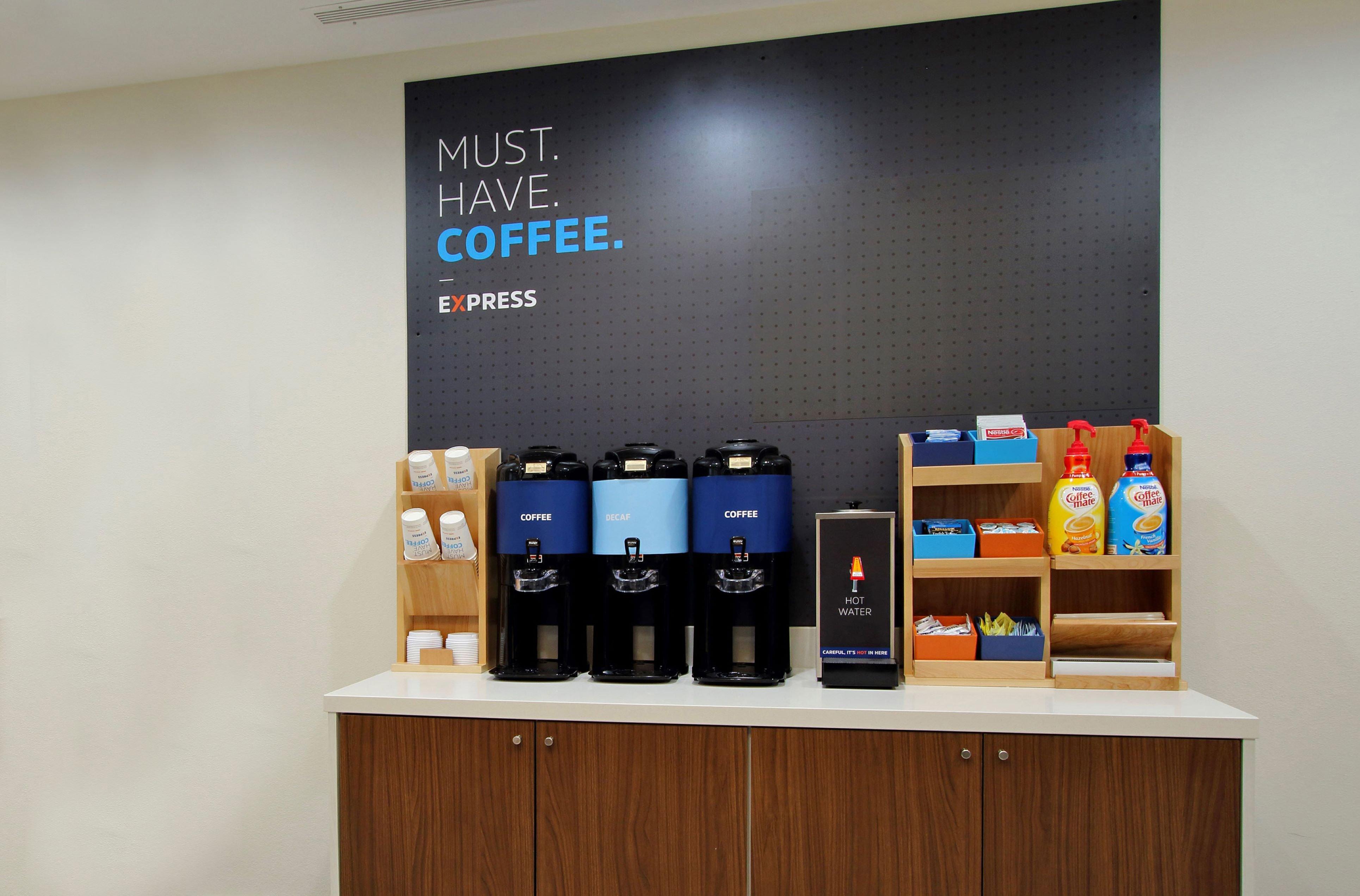 Holiday Inn Express & Suites Utica By Ihg Zewnętrze zdjęcie