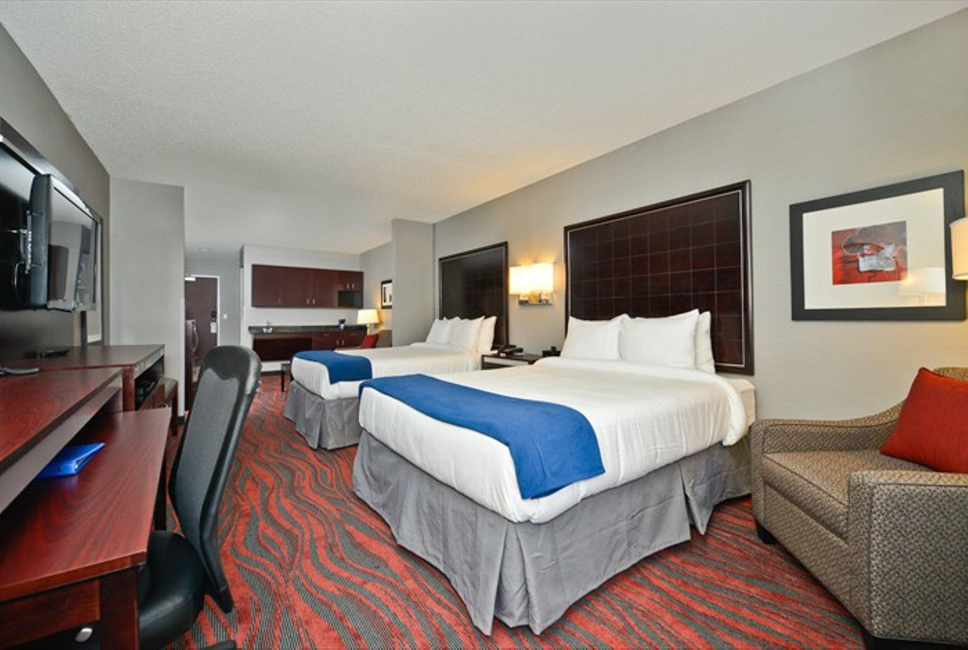 Holiday Inn Express & Suites Utica By Ihg Zewnętrze zdjęcie