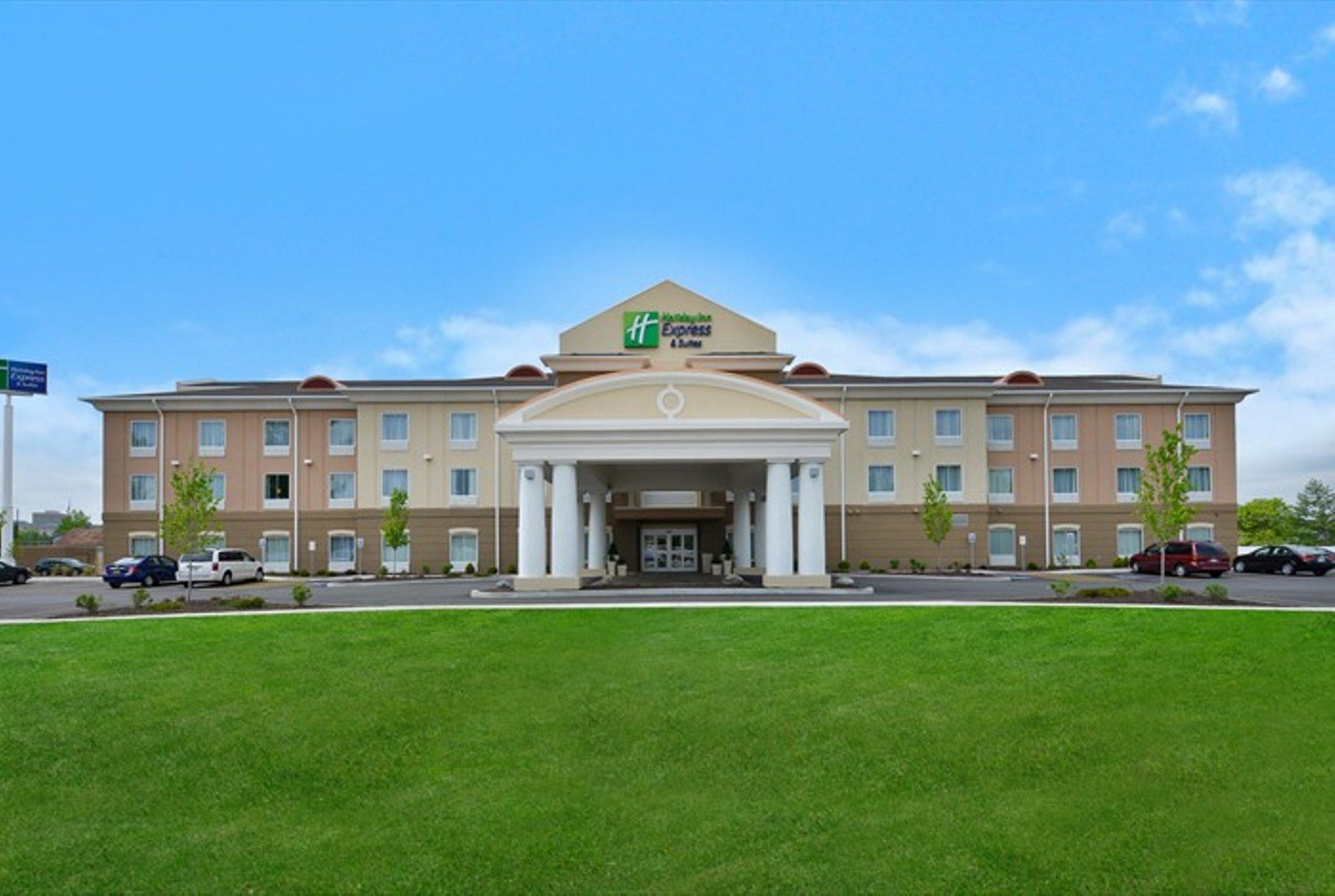 Holiday Inn Express & Suites Utica By Ihg Zewnętrze zdjęcie