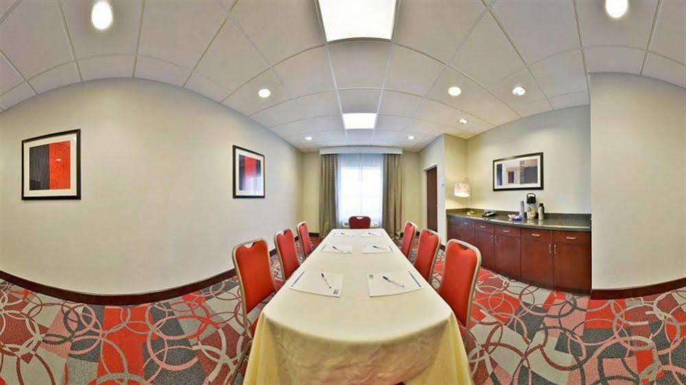 Holiday Inn Express & Suites Utica By Ihg Zewnętrze zdjęcie